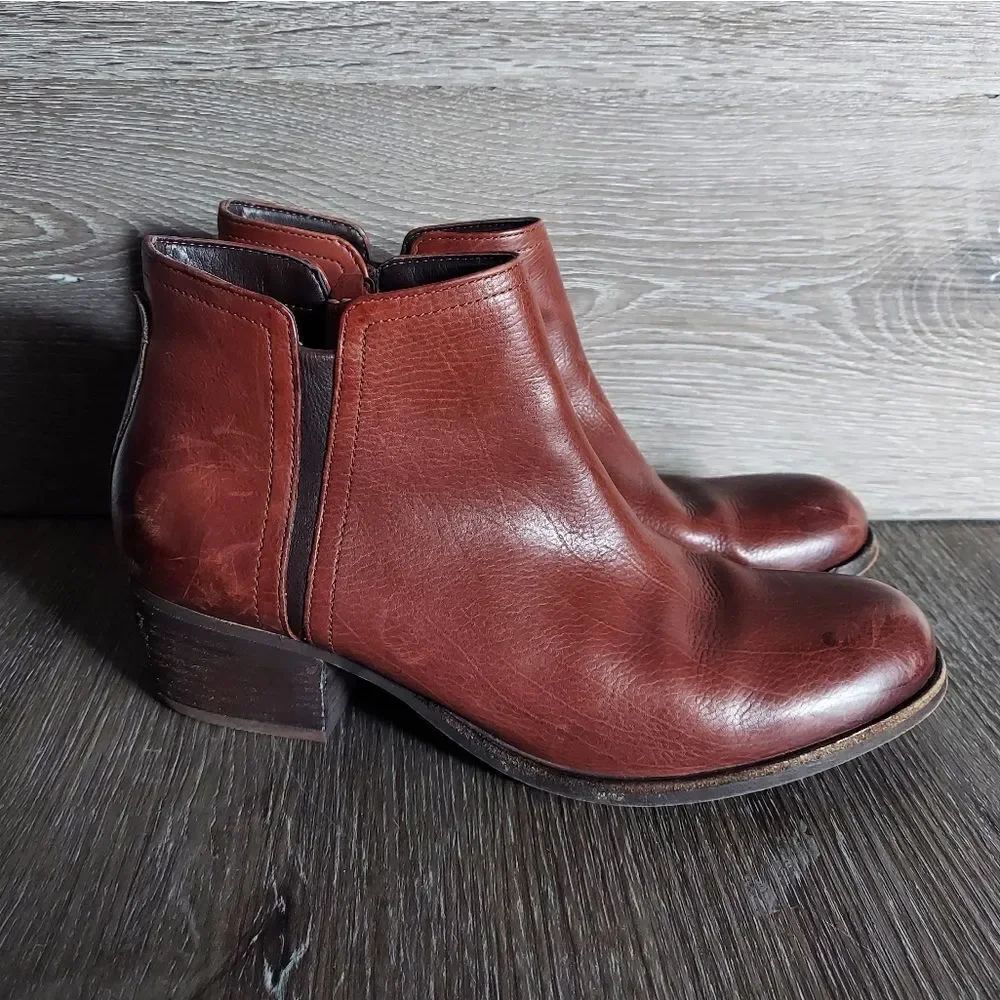 Women's Clarks Maypearl Ramie Mahogany Ankle Boot Size 7.5